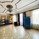 Day & Night Hostal Odesa